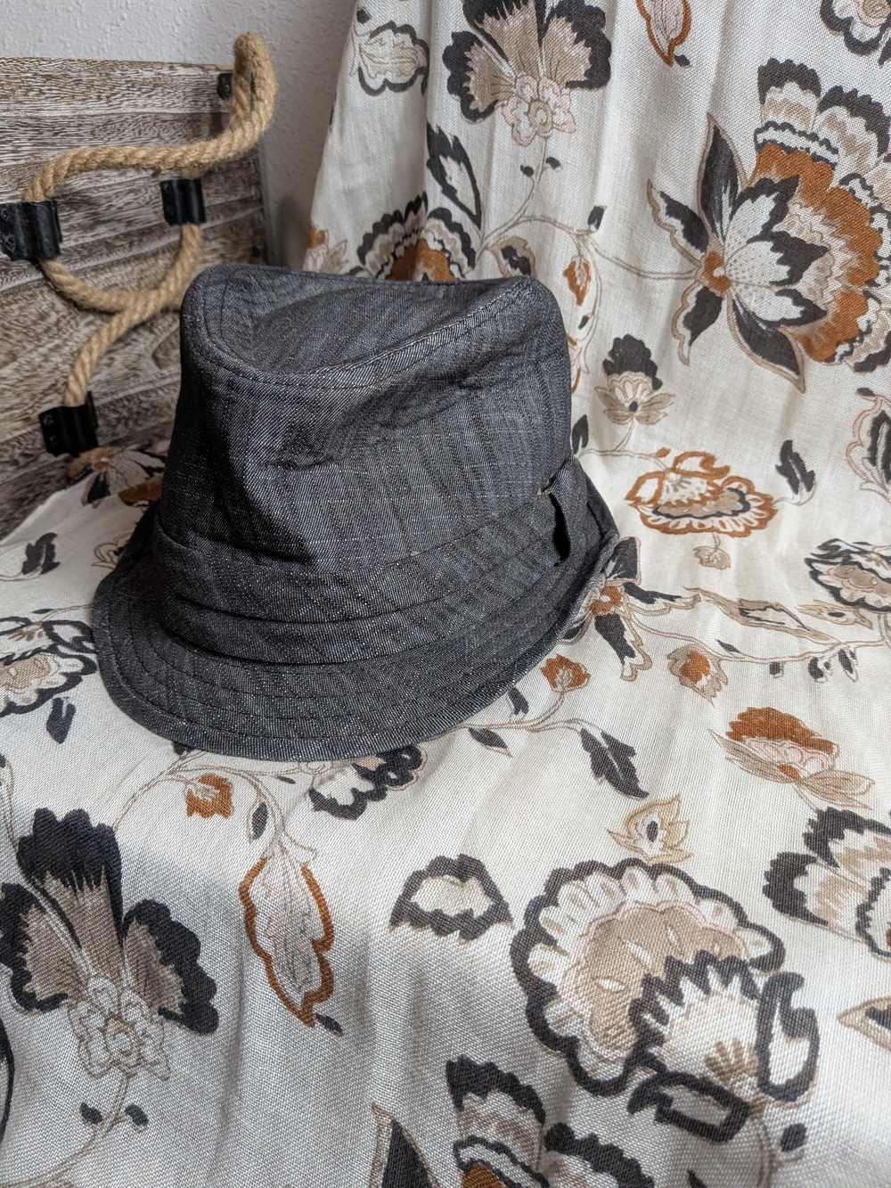 Lids Men's Dark Gray Fedora Hat